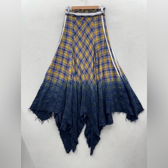gimmicks by BKE Dresses & Skirts - Gimmicks Women’s Small Ombre Plaid Frayed Skirt Handkerchief Flannel Grunge